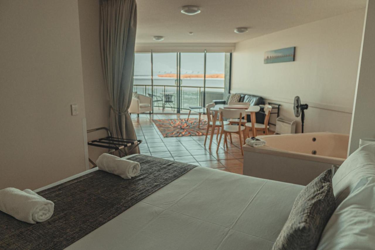 La Promenade Aparthotel Caloundra Exterior foto
